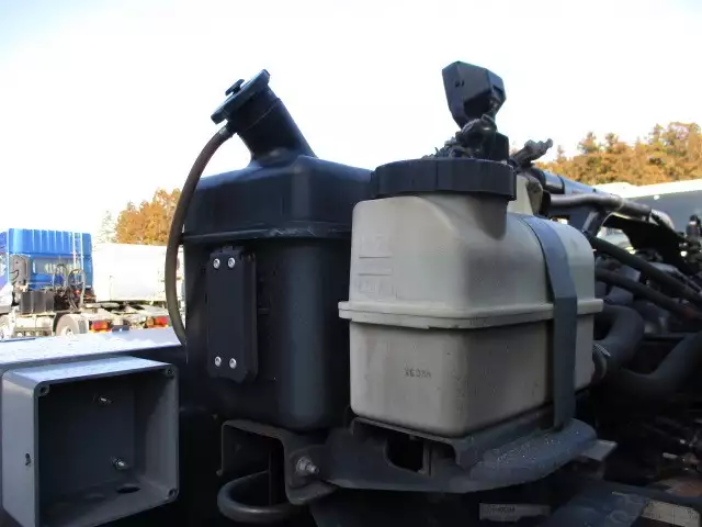 平成26年12月中古大型トラクタヘッド日産UDUDトラックスの画像56