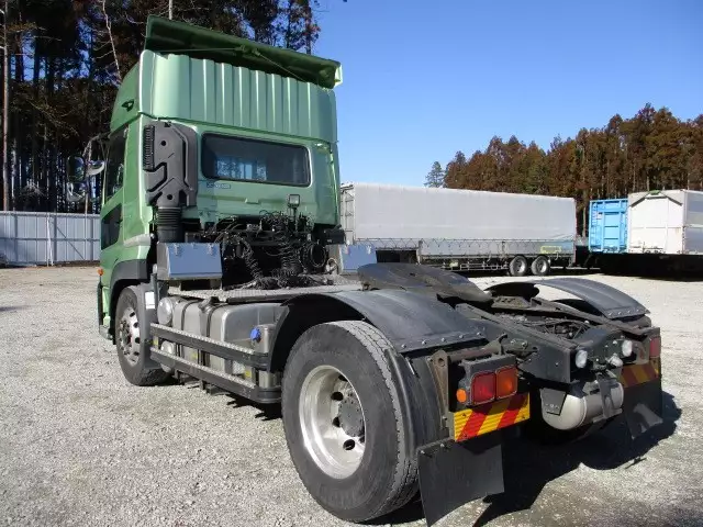 平成26年12月中古大型トラクタヘッド日産UDUDトラックスの画像7