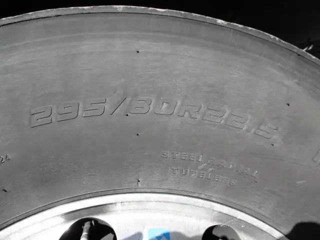 平成26年12月中古大型トラクタヘッド日産UDUDトラックスの画像10