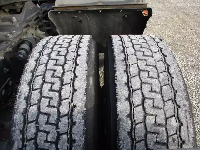 平成28年05月中古大型トラクタヘッド日産UDニッサンディーゼルの画像14