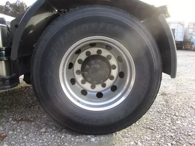 平成28年05月中古大型トラクタヘッド日産UDニッサンディーゼルの画像15