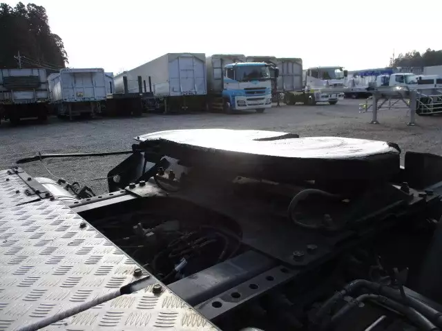 平成28年05月中古大型トラクタヘッド日産UDニッサンディーゼルの画像23