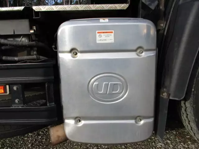 平成28年05月中古大型トラクタヘッド日産UDニッサンディーゼルの画像26