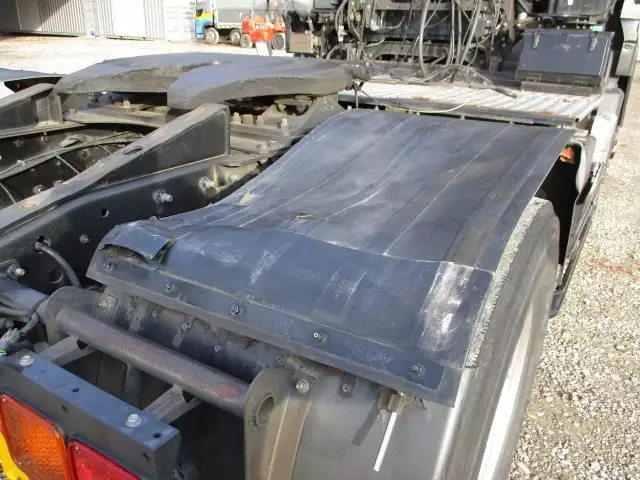 平成28年05月中古大型トラクタヘッド日産UDニッサンディーゼルの画像31