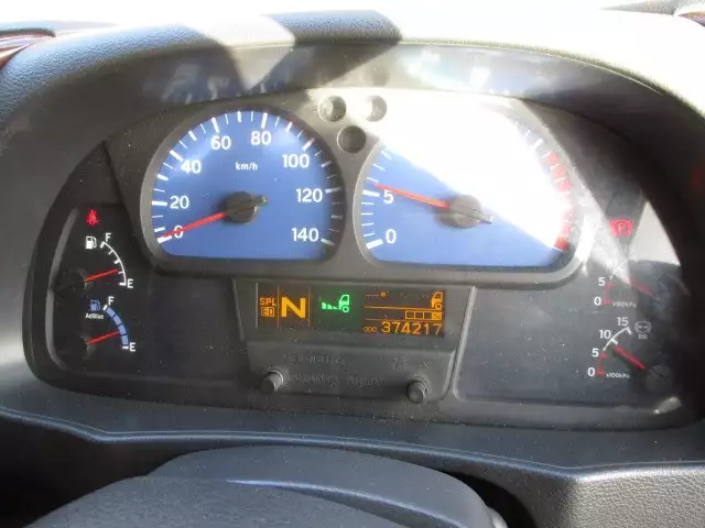 平成28年05月中古大型トラクタヘッド日産UDニッサンディーゼルの画像39