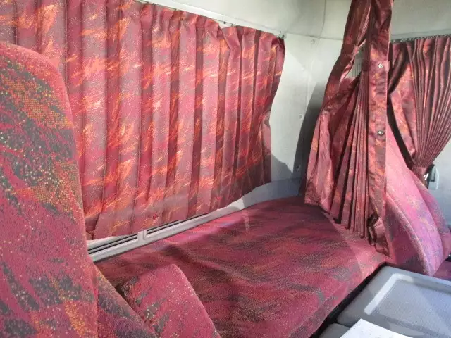 平成28年05月中古大型トラクタヘッド日産UDニッサンディーゼルの画像50