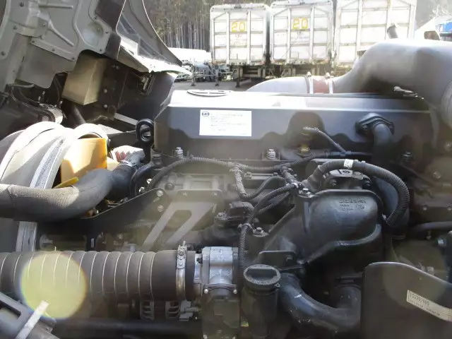 平成28年05月中古大型トラクタヘッド日産UDニッサンディーゼルの画像54