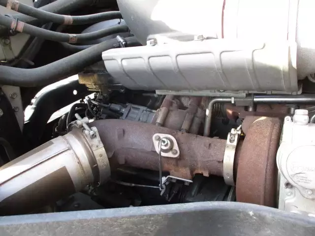 平成28年05月中古大型トラクタヘッド日産UDニッサンディーゼルの画像56