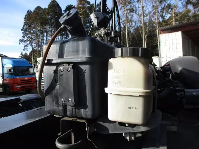 平成28年05月中古大型トラクタヘッド日産UDニッサンディーゼルの画像58