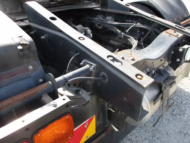 平成27年05月中古大型トラクタヘッド日産UDUDトラックスの画像20