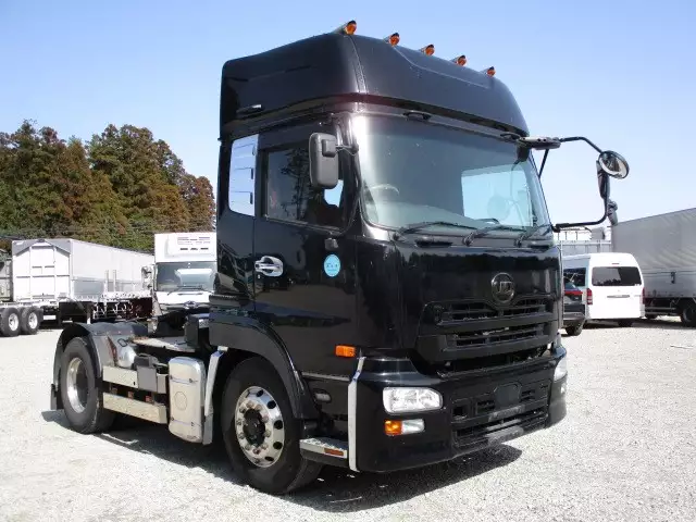 平成27年05月中古大型トラクタヘッド日産UDUDトラックスの画像3