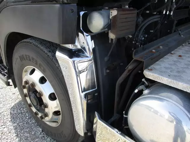 平成27年05月中古大型トラクタヘッド日産UDUDトラックスの画像25