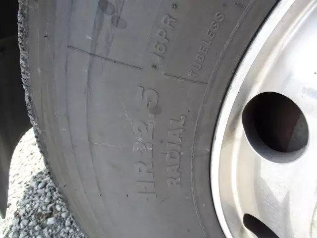 平成27年05月中古大型トラクタヘッド日産UDUDトラックスの画像27