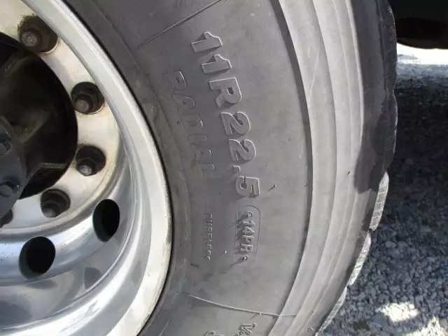 平成27年05月中古大型トラクタヘッド日産UDUDトラックスの画像34