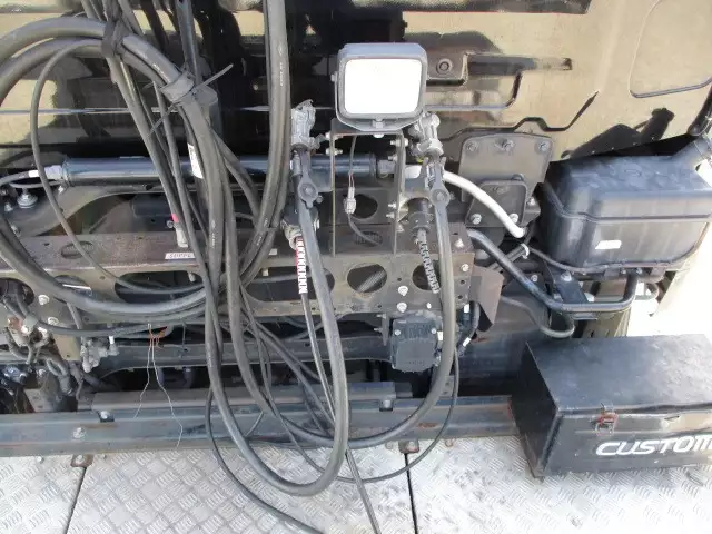 平成27年05月中古大型トラクタヘッド日産UDUDトラックスの画像36