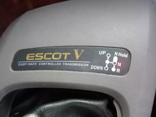 平成27年05月中古大型トラクタヘッド日産UDUDトラックスの画像46