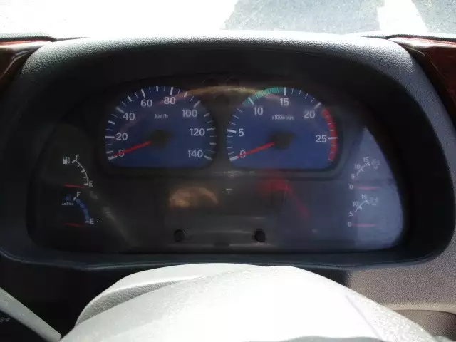 平成27年05月中古大型トラクタヘッド日産UDUDトラックスの画像49