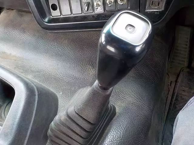 平成09年11月中古大型日産UDニッサンディーゼルの画像54