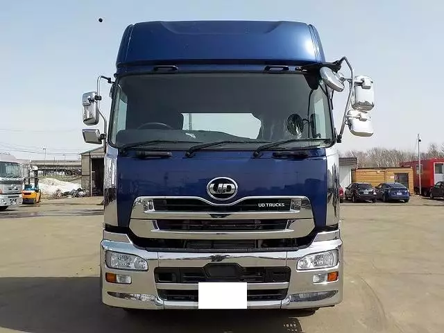 平成27年06月中古大型トラクタヘッド日産UDUDの画像2
