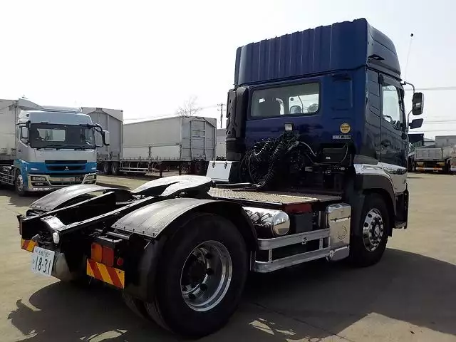 平成27年06月中古大型トラクタヘッド日産UDUDの画像4