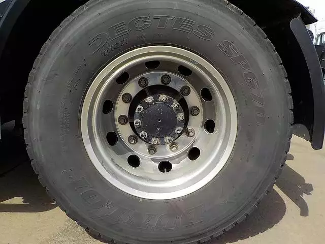 平成27年06月中古大型トラクタヘッド日産UDUDの画像33