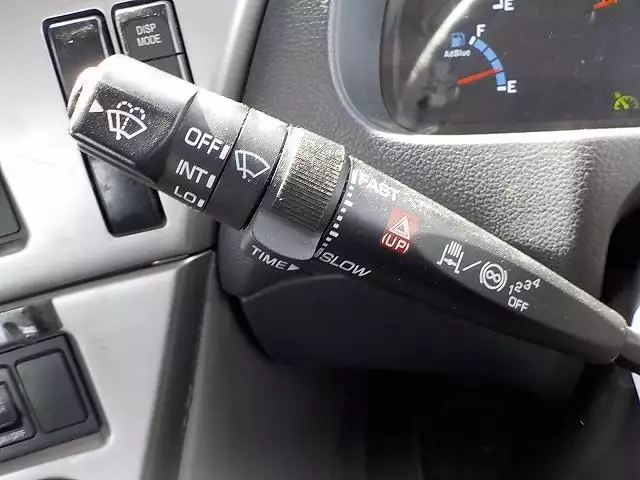 平成27年06月中古大型トラクタヘッド日産UDUDの画像44