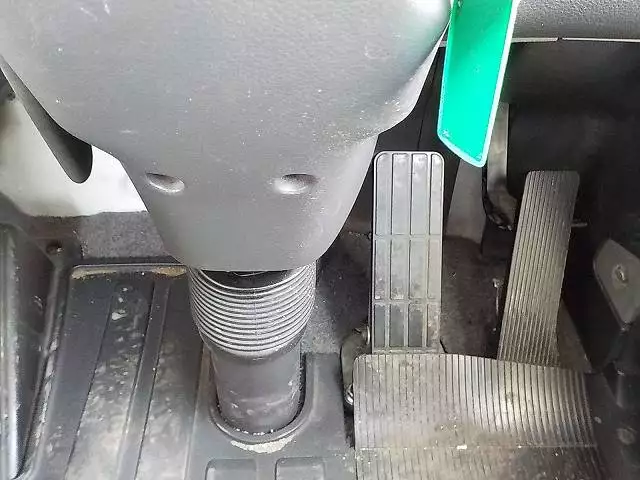 平成27年06月中古大型トラクタヘッド日産UDUDの画像46