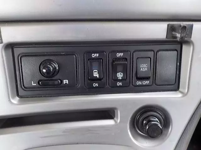 平成27年06月中古大型トラクタヘッド日産UDUDの画像53