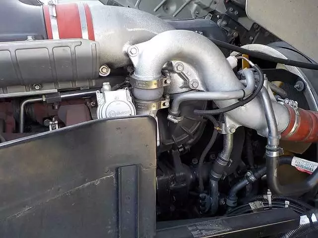 平成27年06月中古大型トラクタヘッド日産UDUDの画像10