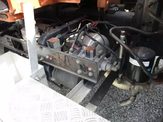 平成19年03月中古中型日産UDニッサンディーゼルの画像25