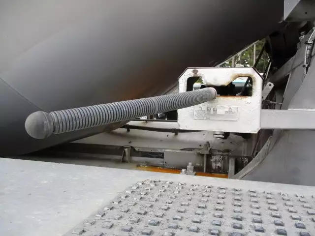 平成26年05月中古大型日産UDUDトラックスの画像17