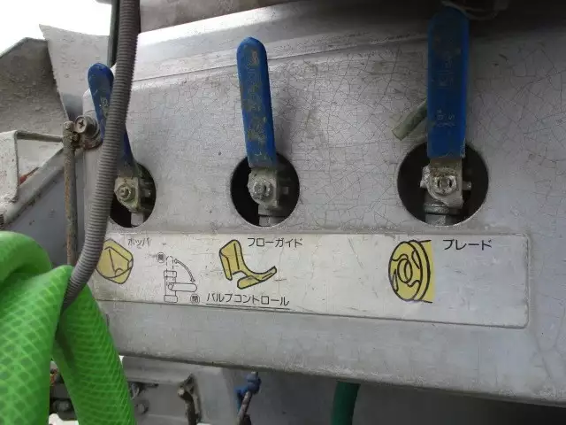 平成26年05月中古大型日産UDUDトラックスの画像22