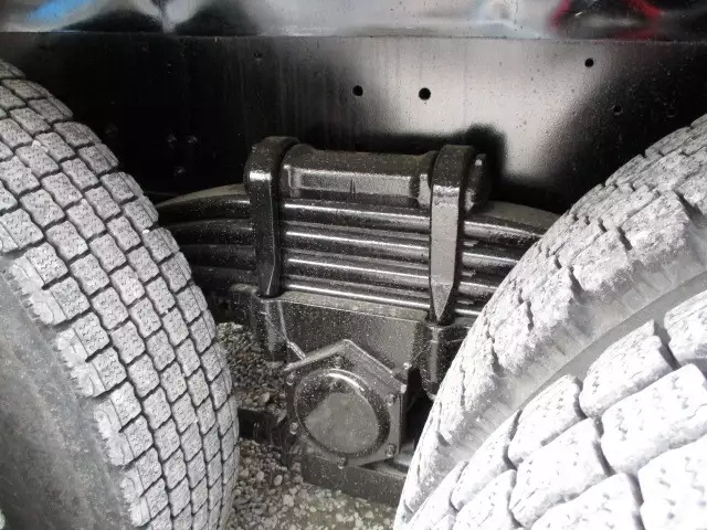 平成26年05月中古大型日産UDUDトラックスの画像27