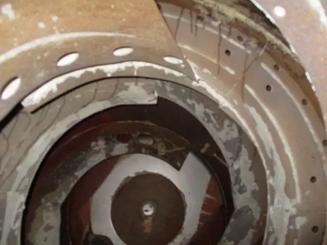 平成26年05月中古大型日産UDUDトラックスの画像32