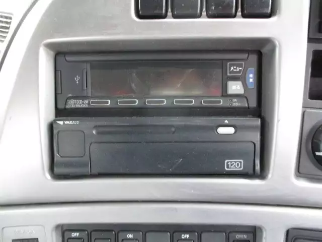 平成26年05月中古大型日産UDUDトラックスの画像40