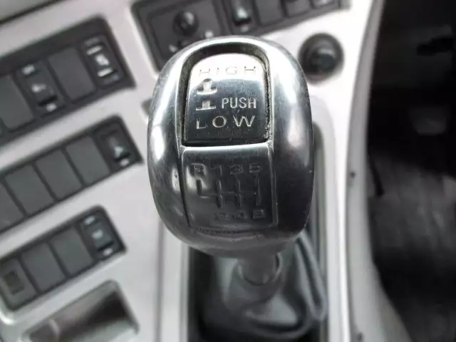 平成26年05月中古大型日産UDUDトラックスの画像42