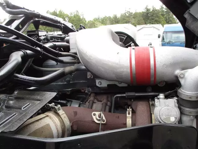 平成26年05月中古大型日産UDUDトラックスの画像50