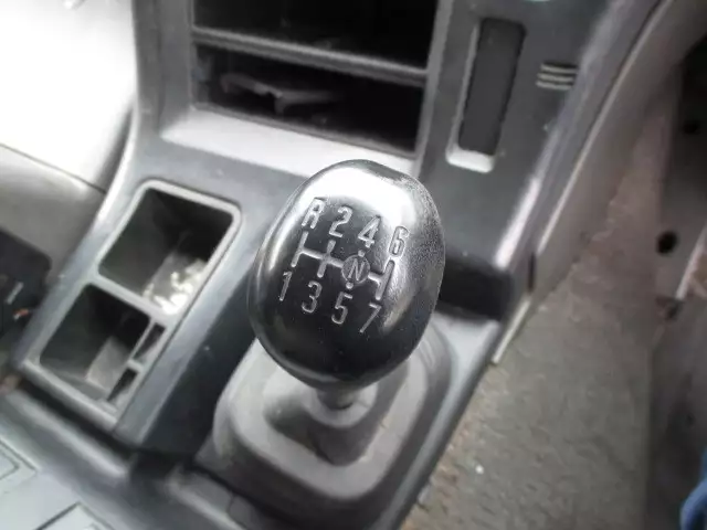 平成19年12月中古小型トラクタヘッドいすゞギガの画像27