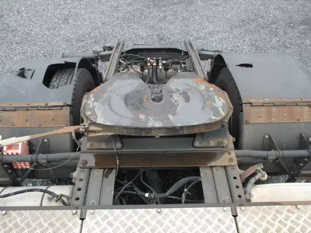 平成19年12月中古小型トラクタヘッドいすゞギガの画像33