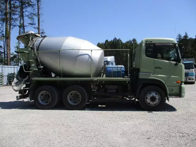 平成19年07月中古大型日産UDニッサンディーゼルの画像4