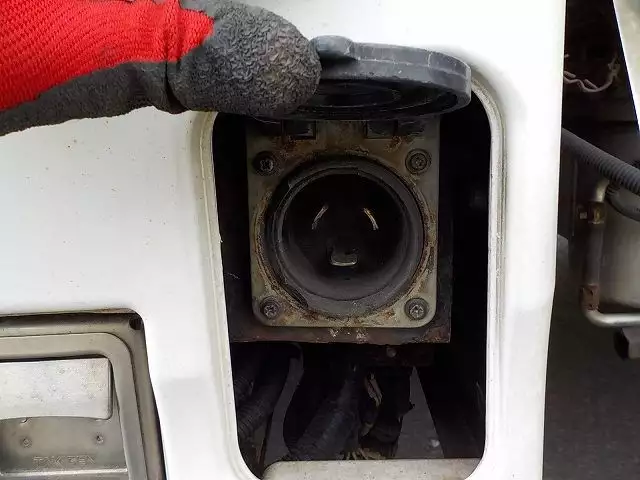 平成25年03月中古大型冷凍バン・ウィング日野日野の画像36