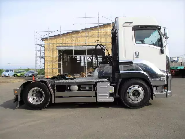 平成29年03月中古大型トラクタヘッドいすゞギガの画像4