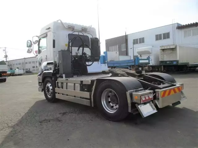 平成29年03月中古大型トラクタヘッドいすゞギガの画像7