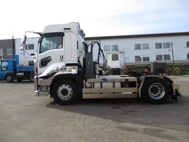 平成29年03月中古大型トラクタヘッドいすゞギガの画像8