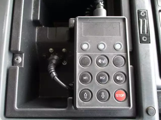 平成25年06月中古大型トラクタヘッド三菱ふそうスーパーグレートの画像25