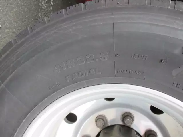 平成17年07月中古小型トラクタヘッド日野プロフィアの画像13