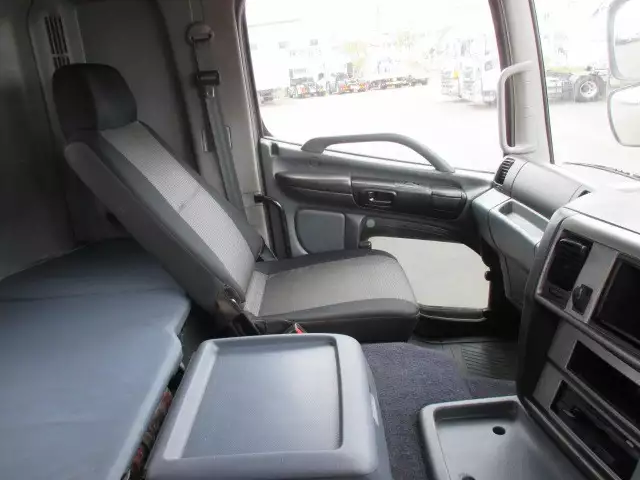 平成17年07月中古小型トラクタヘッド日野プロフィアの画像15