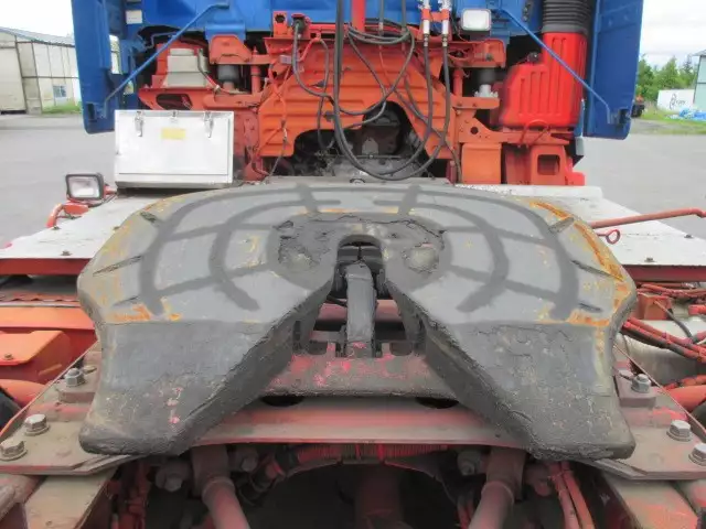 平成17年07月中古小型トラクタヘッド日野プロフィアの画像9