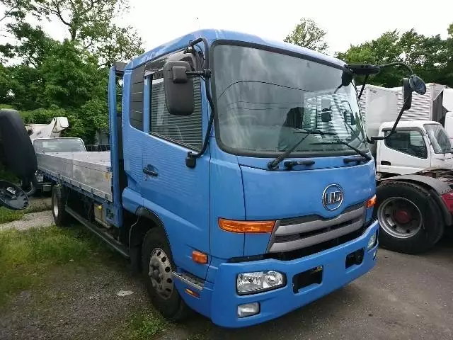 平成27年06月中古中型日産UDUDトラックスの画像2