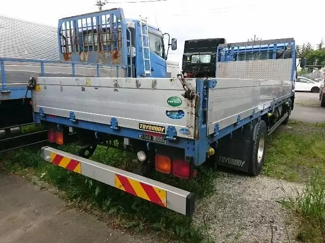 平成27年06月中古中型日産UDUDトラックスの画像3